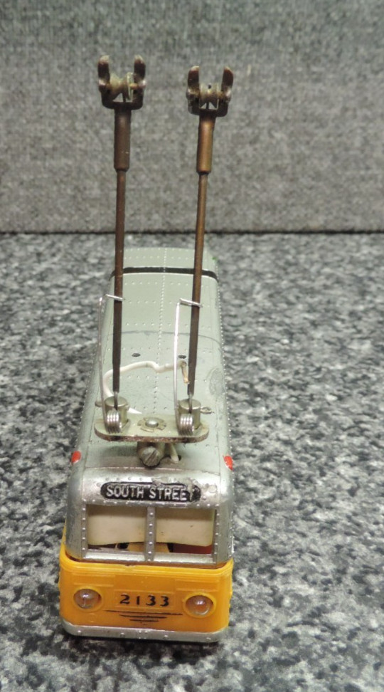 Japan Ho Scale Model Electric Trolley Bus Orange SIlver 2133 Not Working Parts