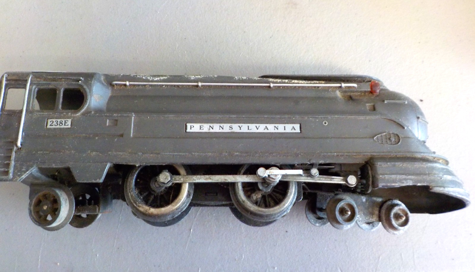 Lionel 238E VIntage O Prewar Gray Torpedo Streamlined Locomotive – FREE SHIPPING