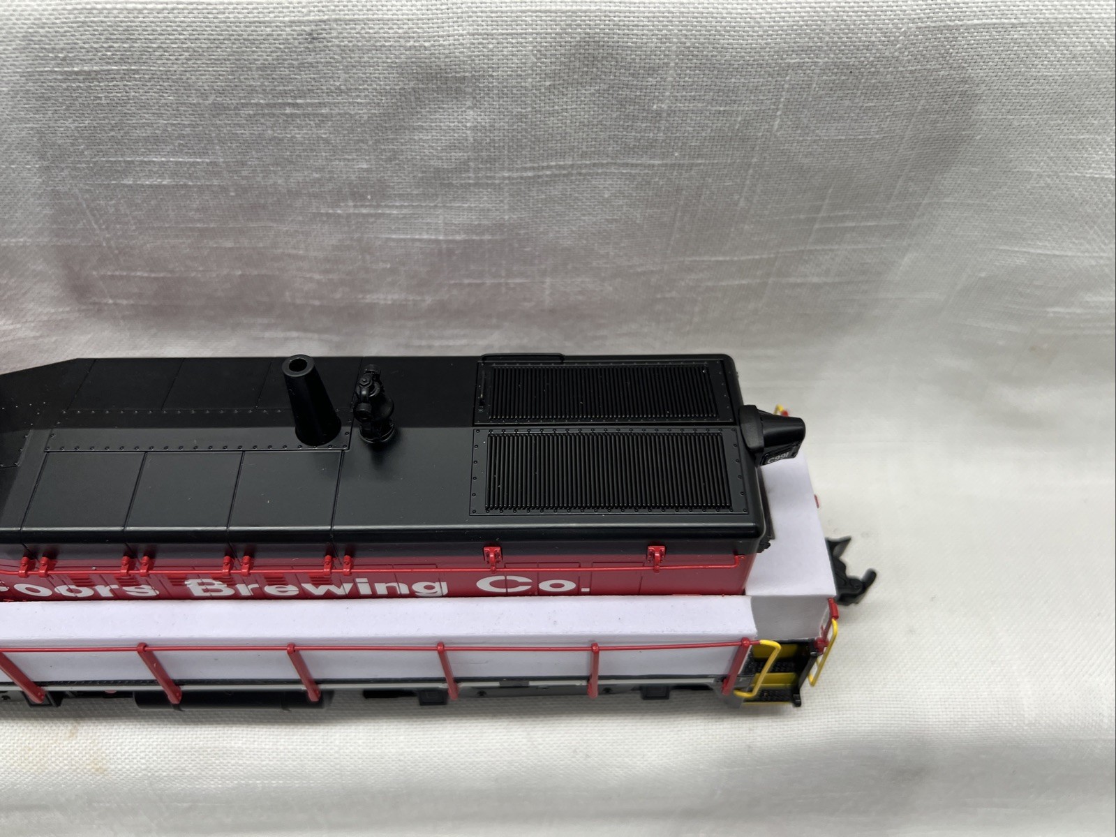 Lionel 2133580 O Gauge Coors SW8 Diesel Engine #C991 with LEGACY NIB