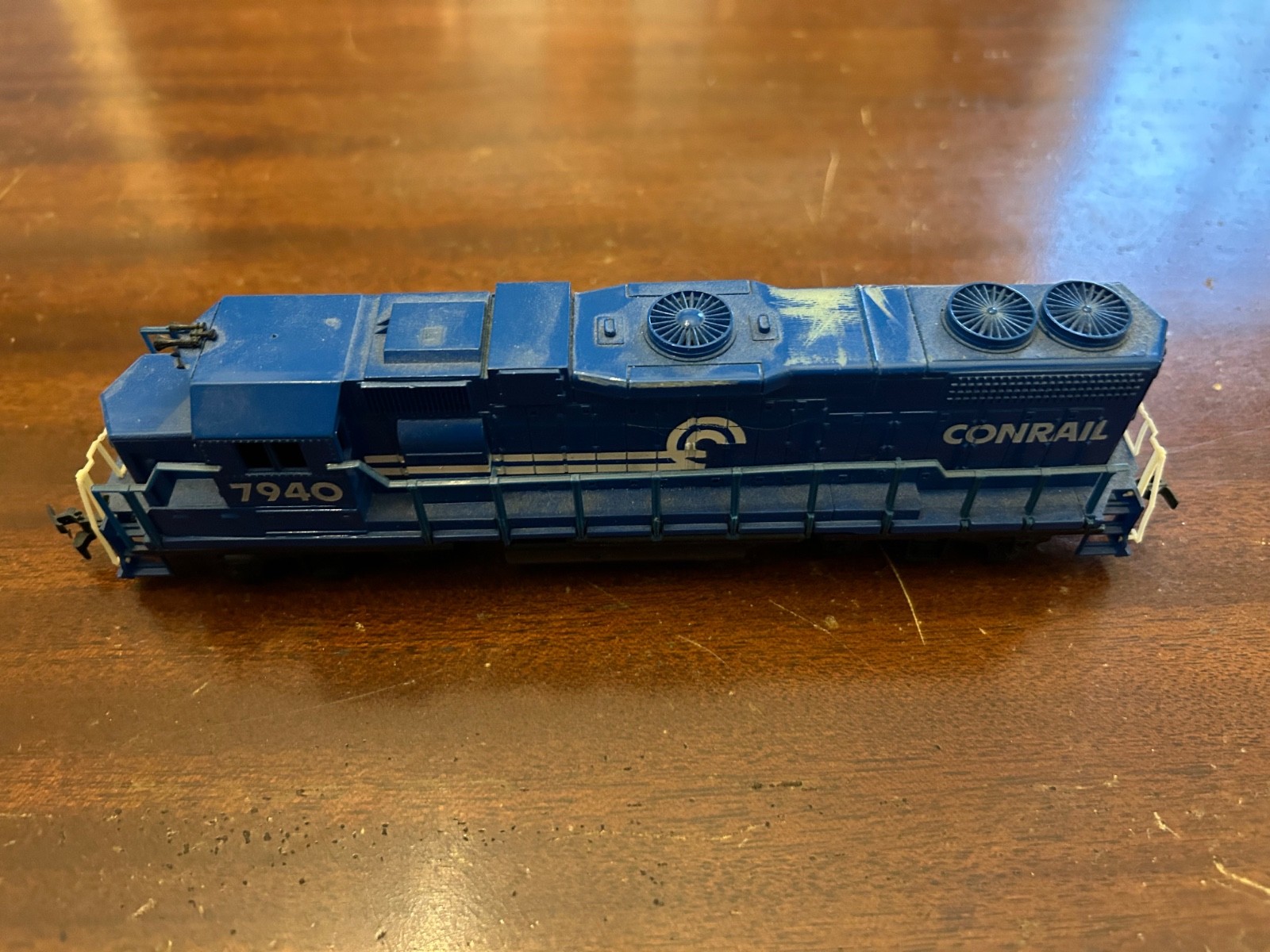 Life Like Trains ConRail GP38-2 Diesel Locomotive #7940 (DUMMY UNIT!)