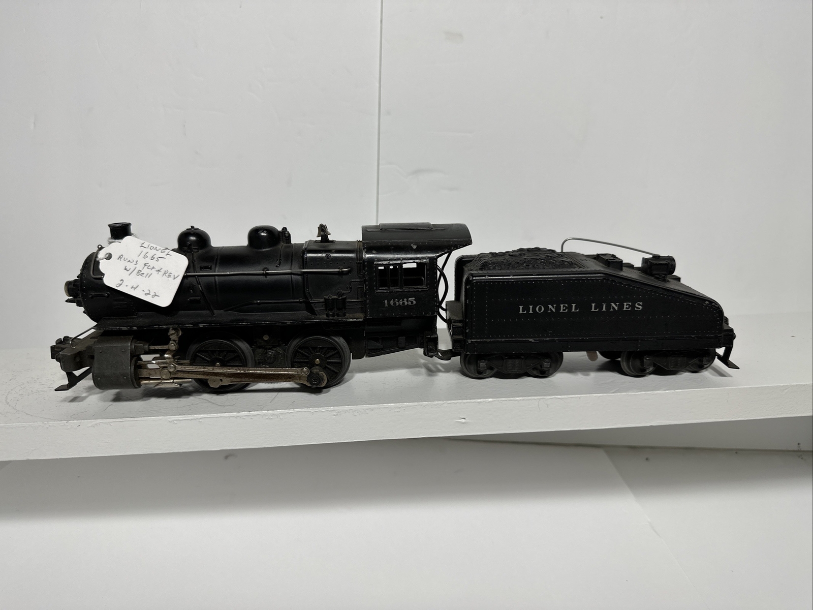 Lionel 1665 0-4-0 Steam Switcher & 64034B Bell Tender. Tested