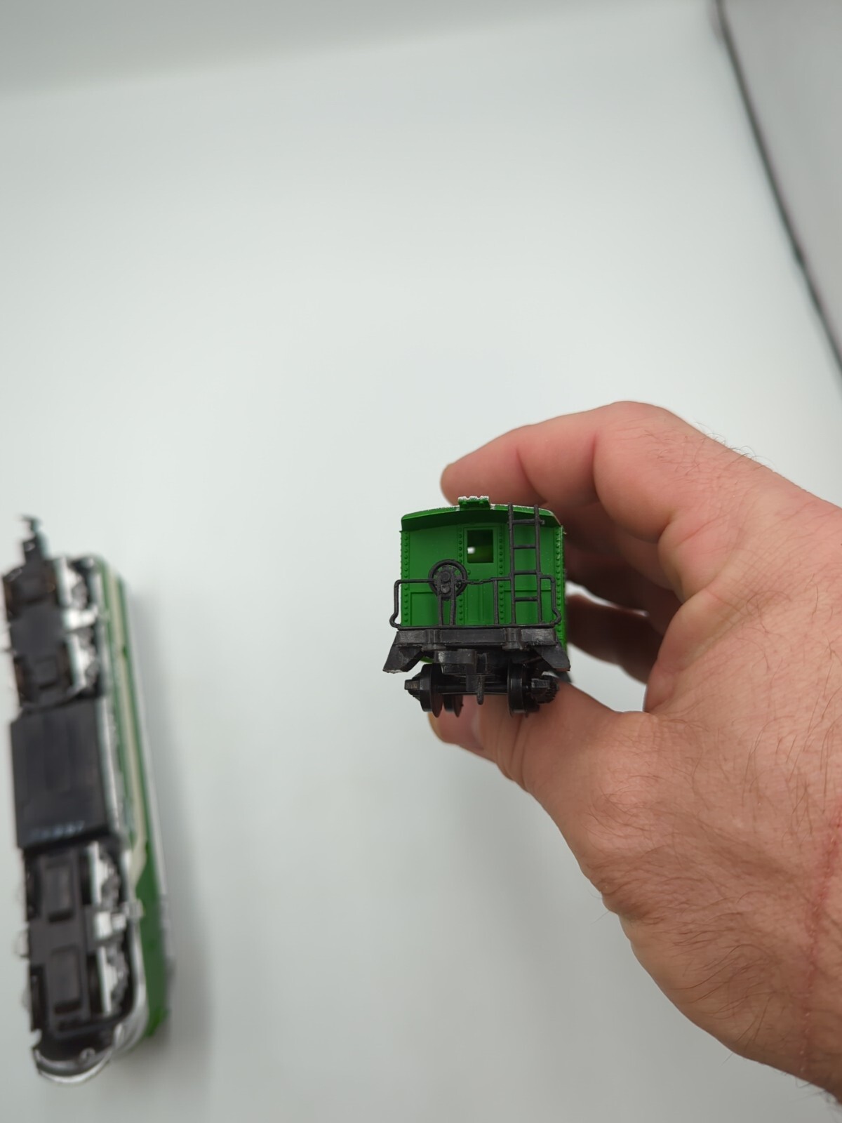HO Life-Like BN Burlington Northern F7 Diesel 9790 w/ Caboose 41576 – Tested