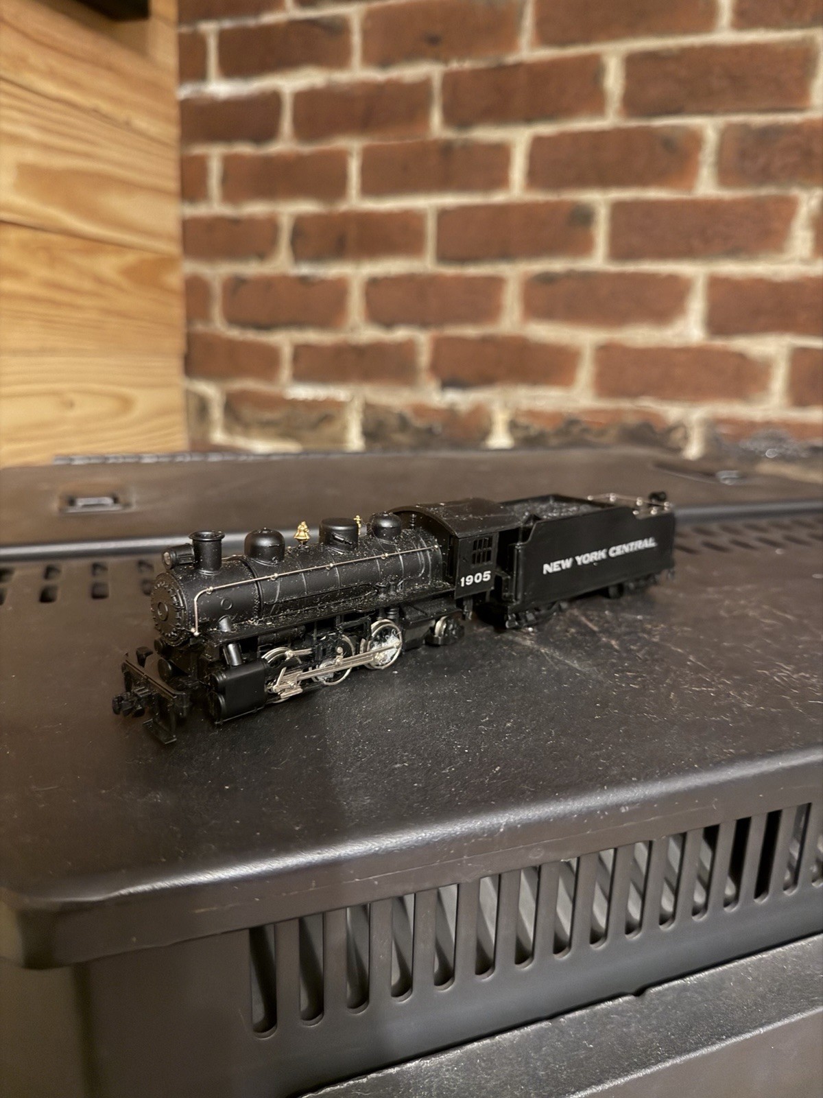 Bachmann Locomotive 1905 with Coal Tender New York Central