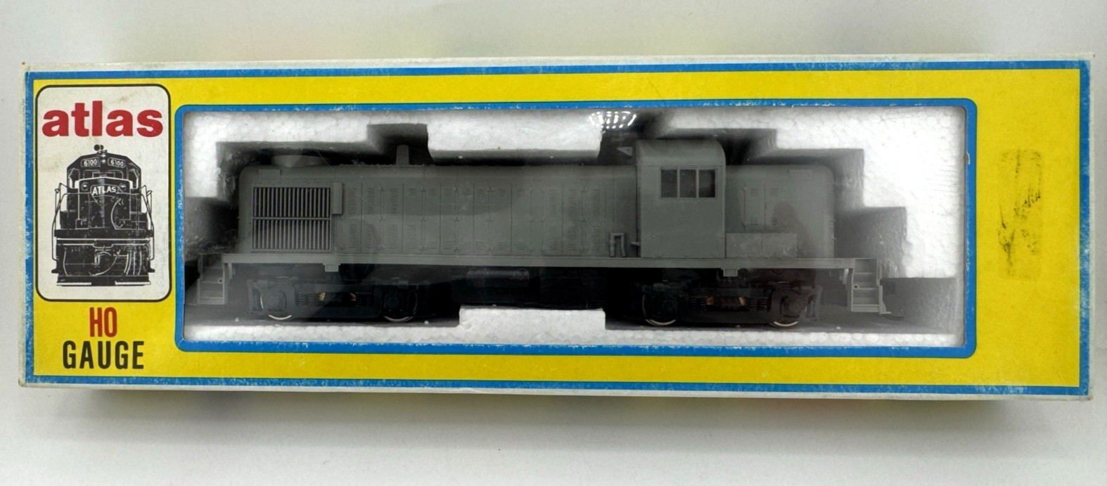 VINTAGE Atlas 7070 HO Scale UNDECORATED RS-3 Locomotive
