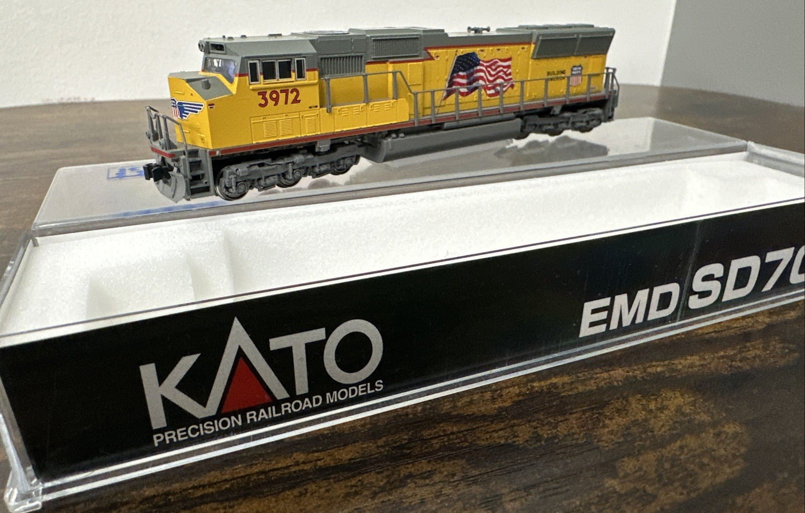 KATO N Scale #176-7504 SD70M Diesel Loco – Union Pacific #3972 w/DCC Needs TLC!