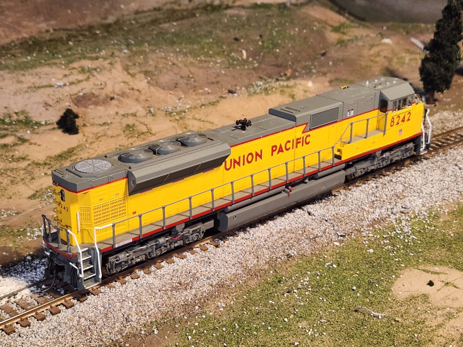 Ho Scale Kato EMD SD90MAC UP 8242. DCC Ready Detailed And Painted