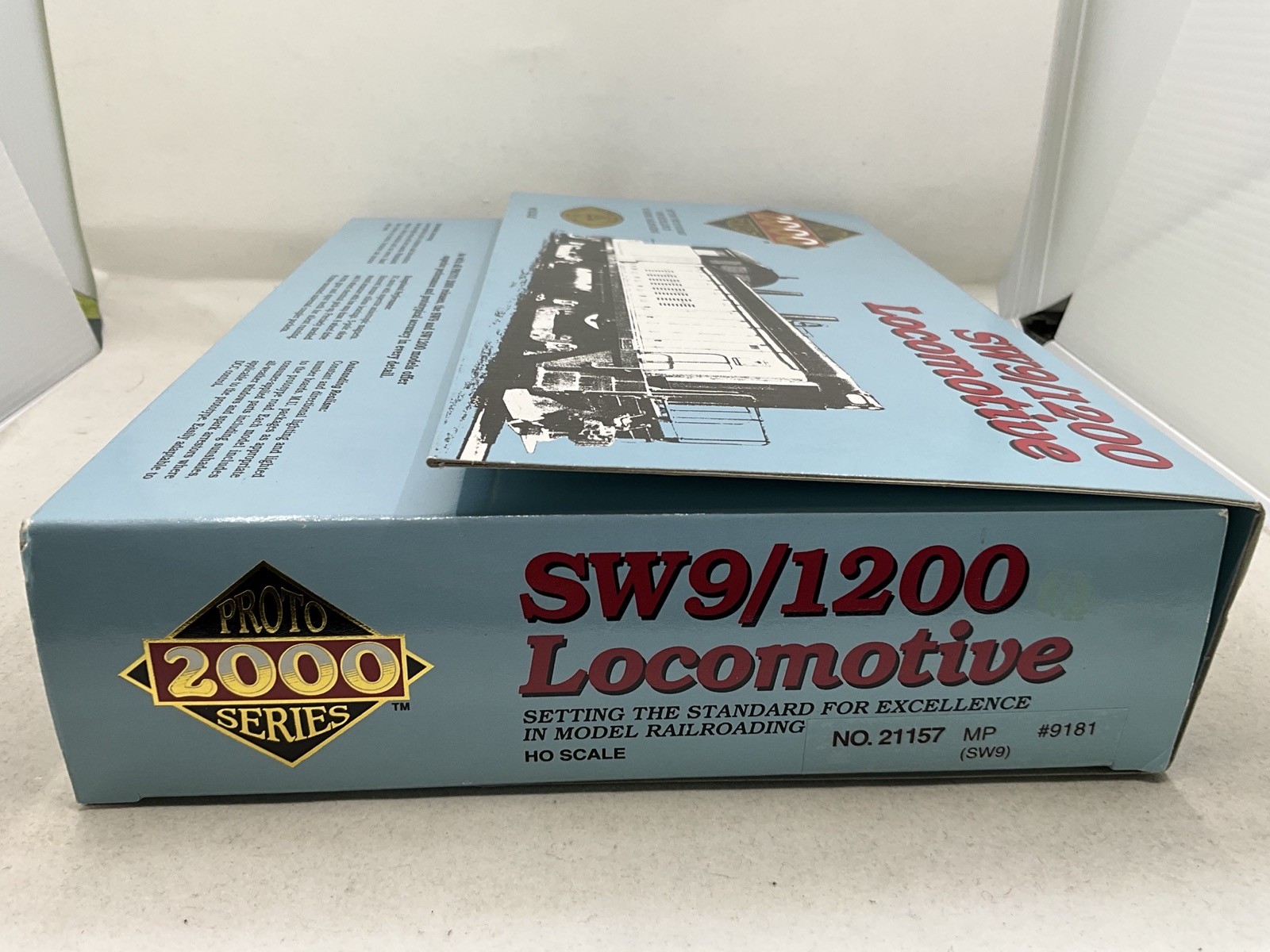 NIB LifeLike HO Scale Missouri Pacific SW9 Switcher Locomotive #9181 #21157