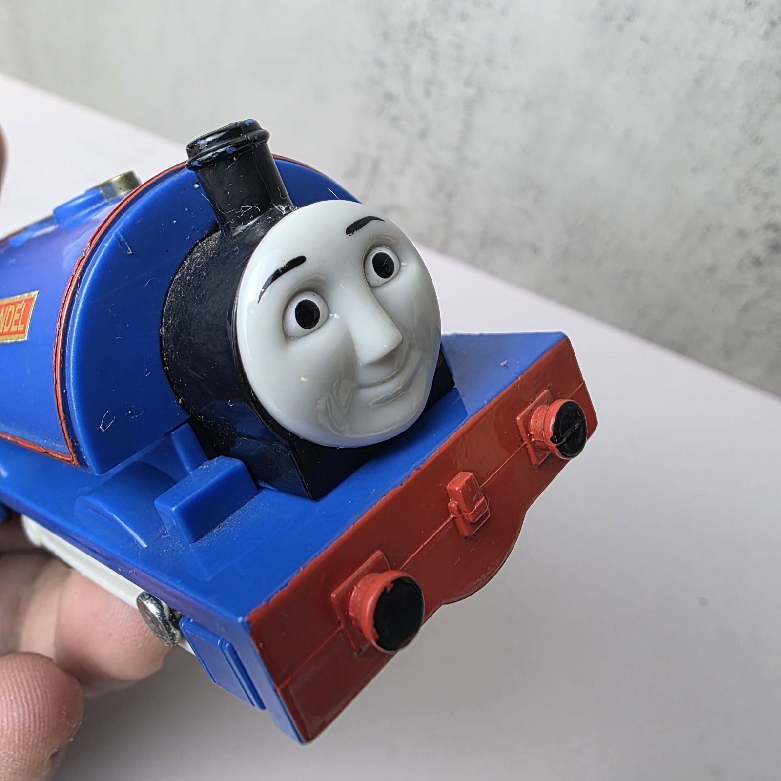 Thomas TrackMaster Sir Handel Motorized Engine Blue Train Mattel V0950 2010
