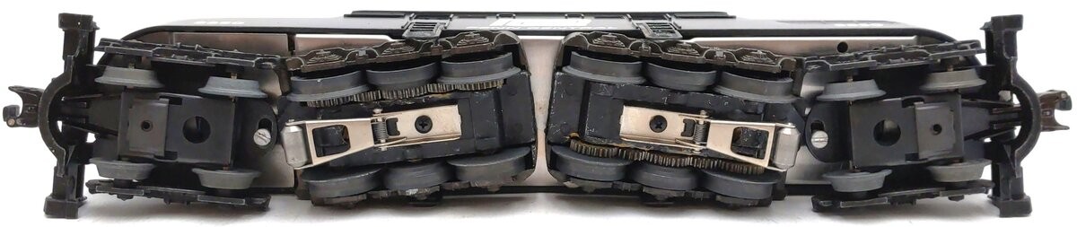 Lionel 6-8550 O Gauge Penn Central GG-1 Electric Locomotive #8850 LN/Box