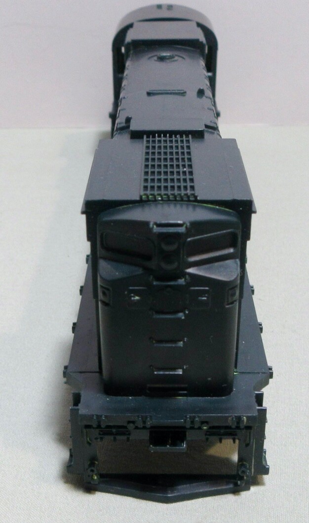 Tyco HO Scale Black Unlabled Locomotive Shell