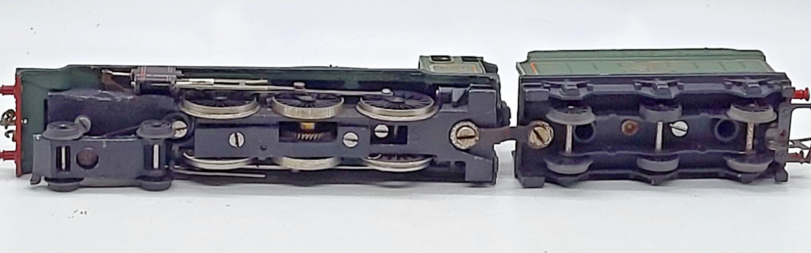 G+R Wrenn Diecast Steam Locomotive + Tender HO Gauge, British Railways 9402, EX