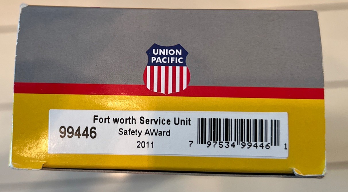 union pacific service unit 2011 Train (1/87th) 99446