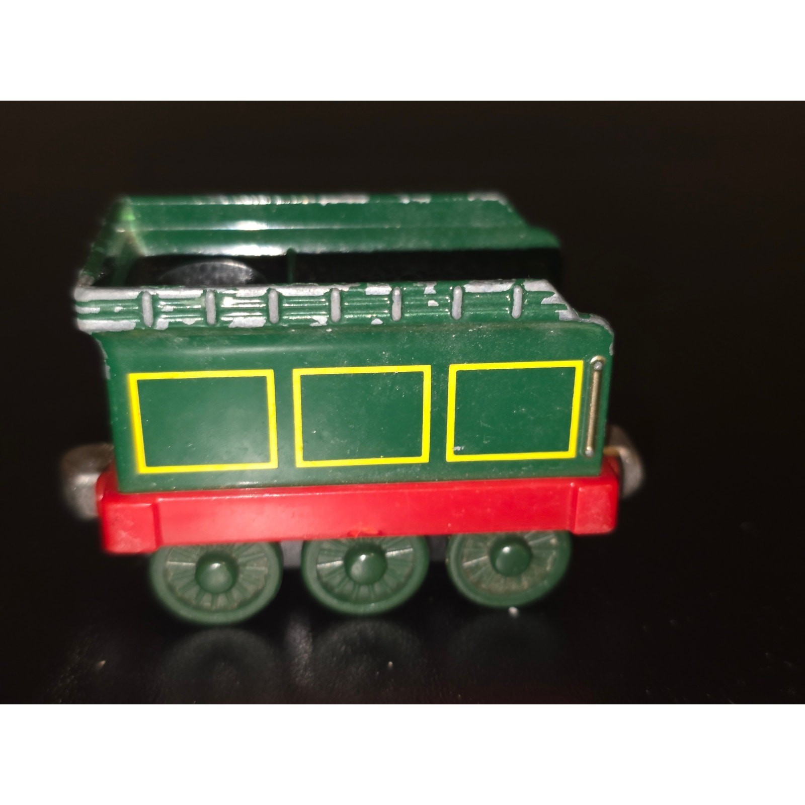 Thomas & Friends Take Along Emily’s Tender Green Die-Cast Magnetic Train Car