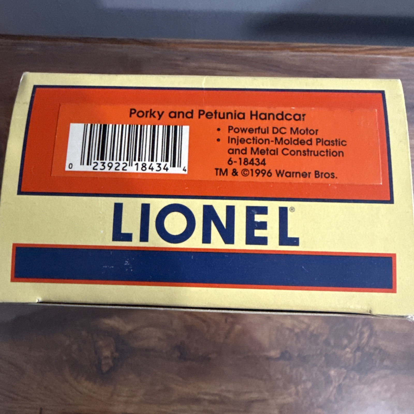 Lionel 6-18434 Porky & Petunia Handcar 1996 Warner Bros. Looney Tunes New