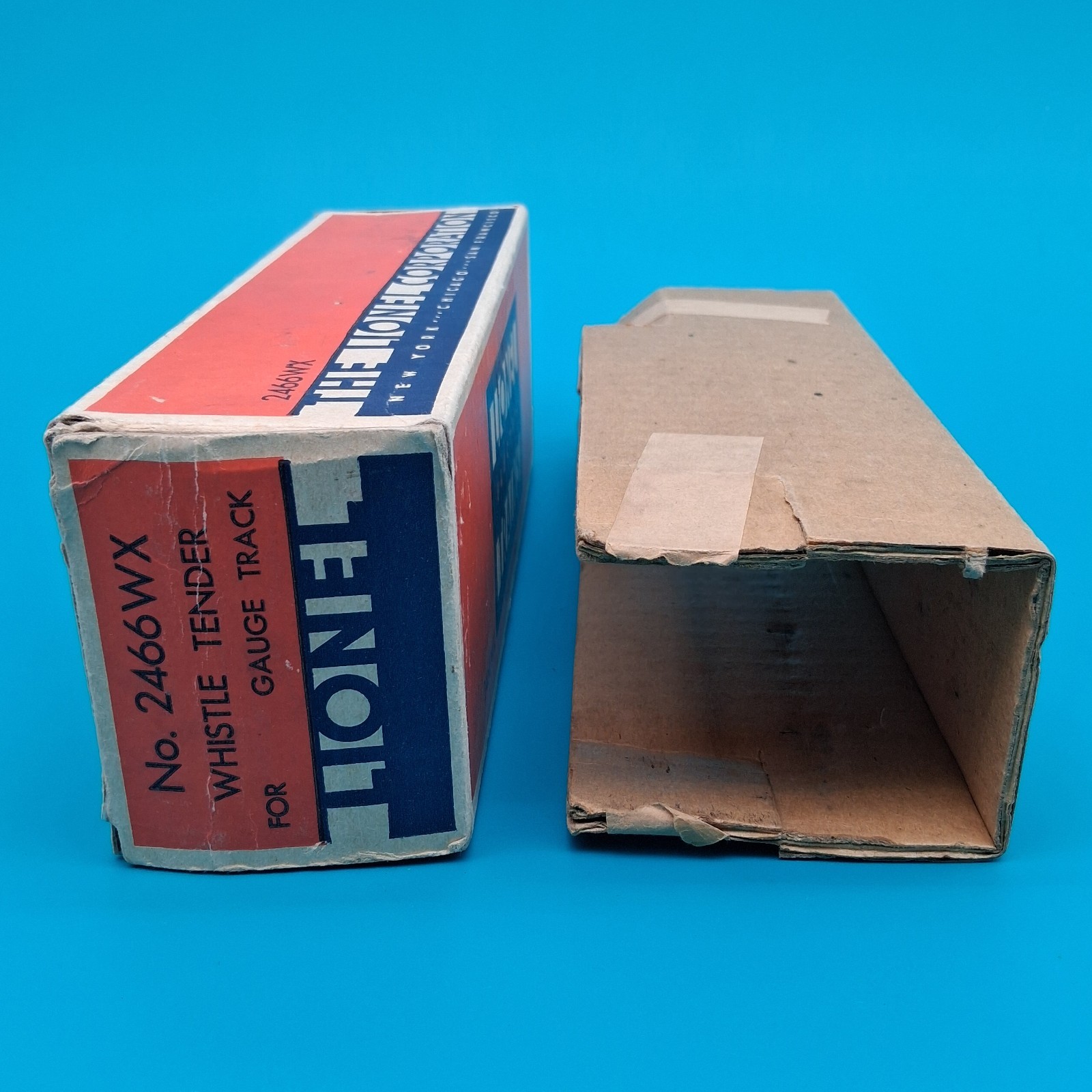 Lionel 1666 2-6-2 Locomotive & 2466WX Tender Original Boxes & Inserts RUNS