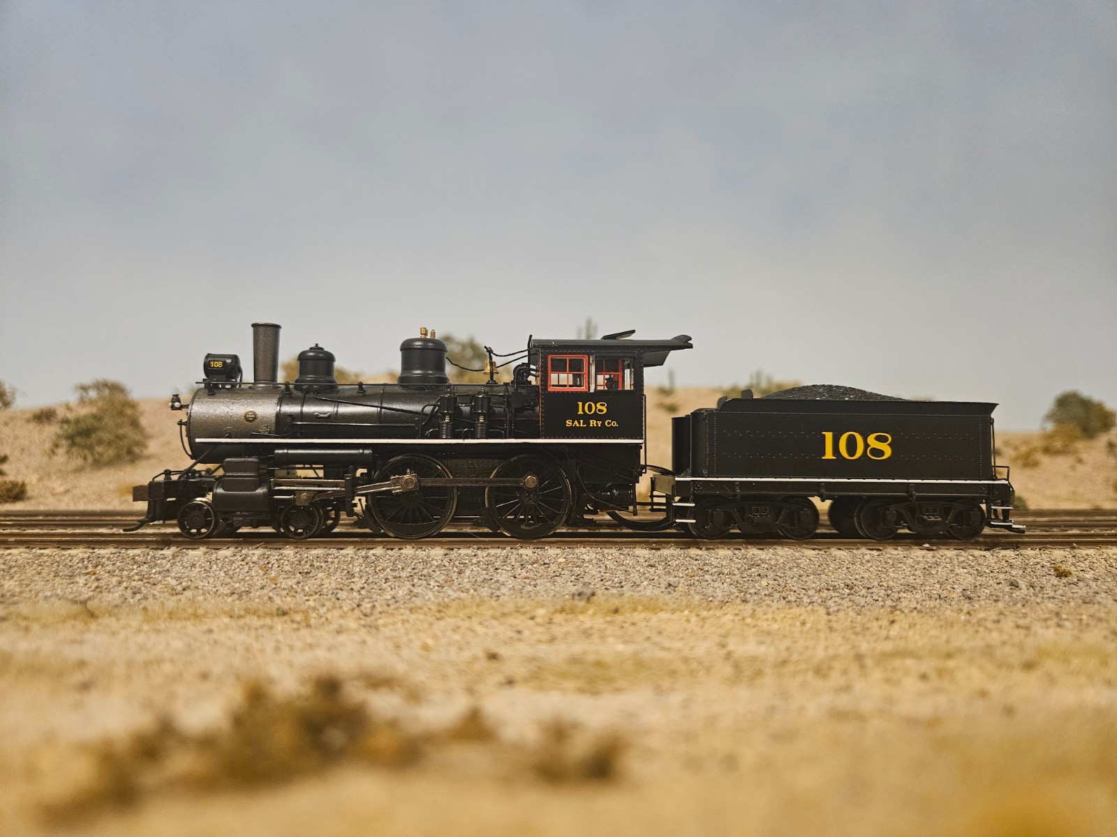 Bachmann Spectrum HO 4-4-0 Seaboard Baldwin Modern Steam Locomotive – With DCC