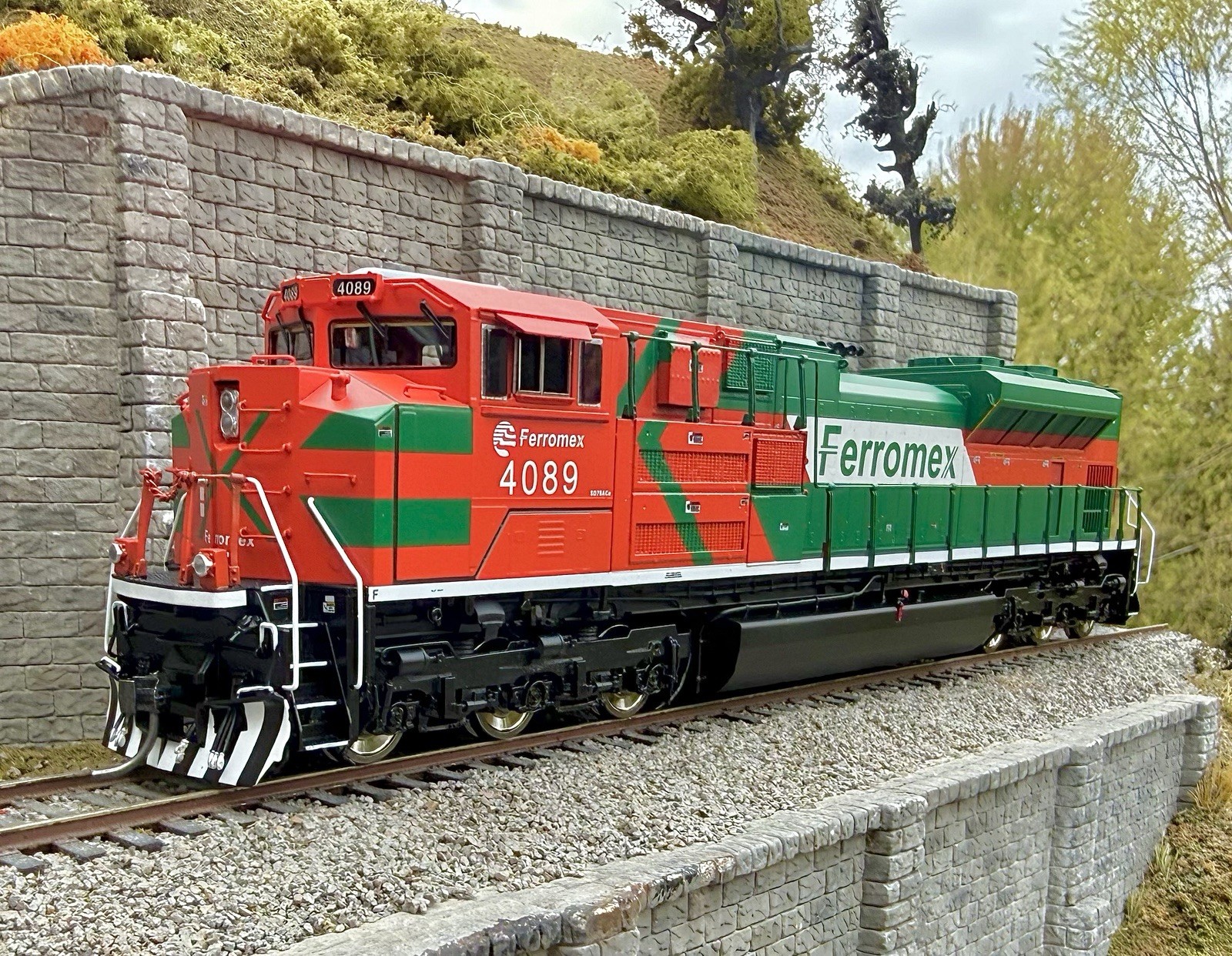 HO Scale Brass Division Point FXE SD70ACe Ferromex Iso Cab #4089 DCC/Sound/NIB