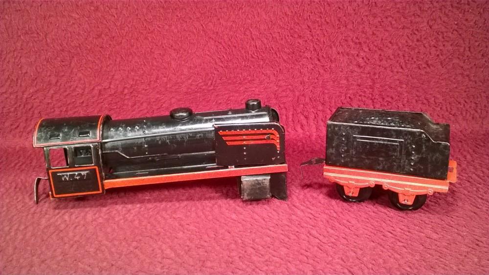 VINTAGE HWN CLOCKWORK STEAM TIN-LITHO PASSENGER TRAIN – GERMANY U.S. ZONE