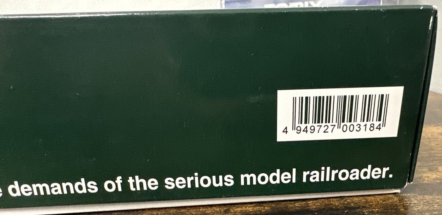 KATO HO #37-1717 EMD SD45 Diesel Locomotive Union Pacific #3633 Runs Well LNIB!