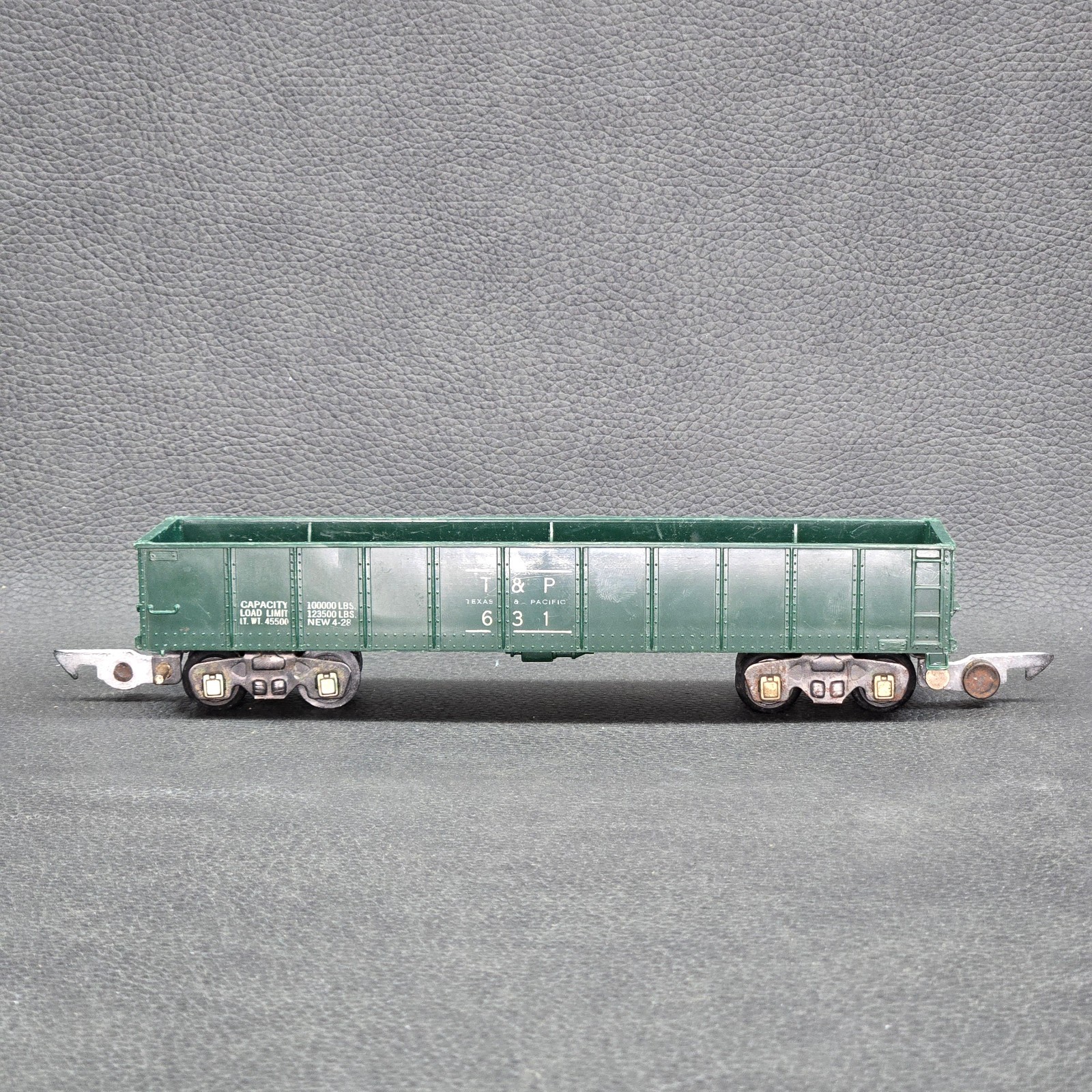 American Flyer The Royal Blue No. 350 Locomotive w/ Tender, 4 Cars