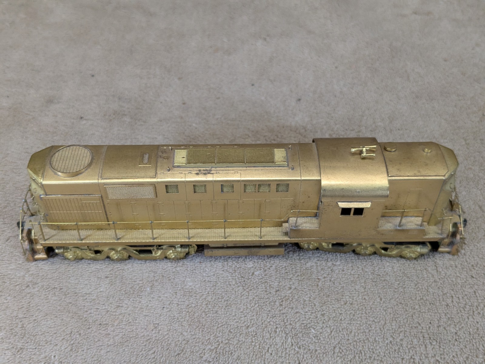 ALCO Models Brass DL-702 Diesel Locomotive HO Scale High Hood D-124