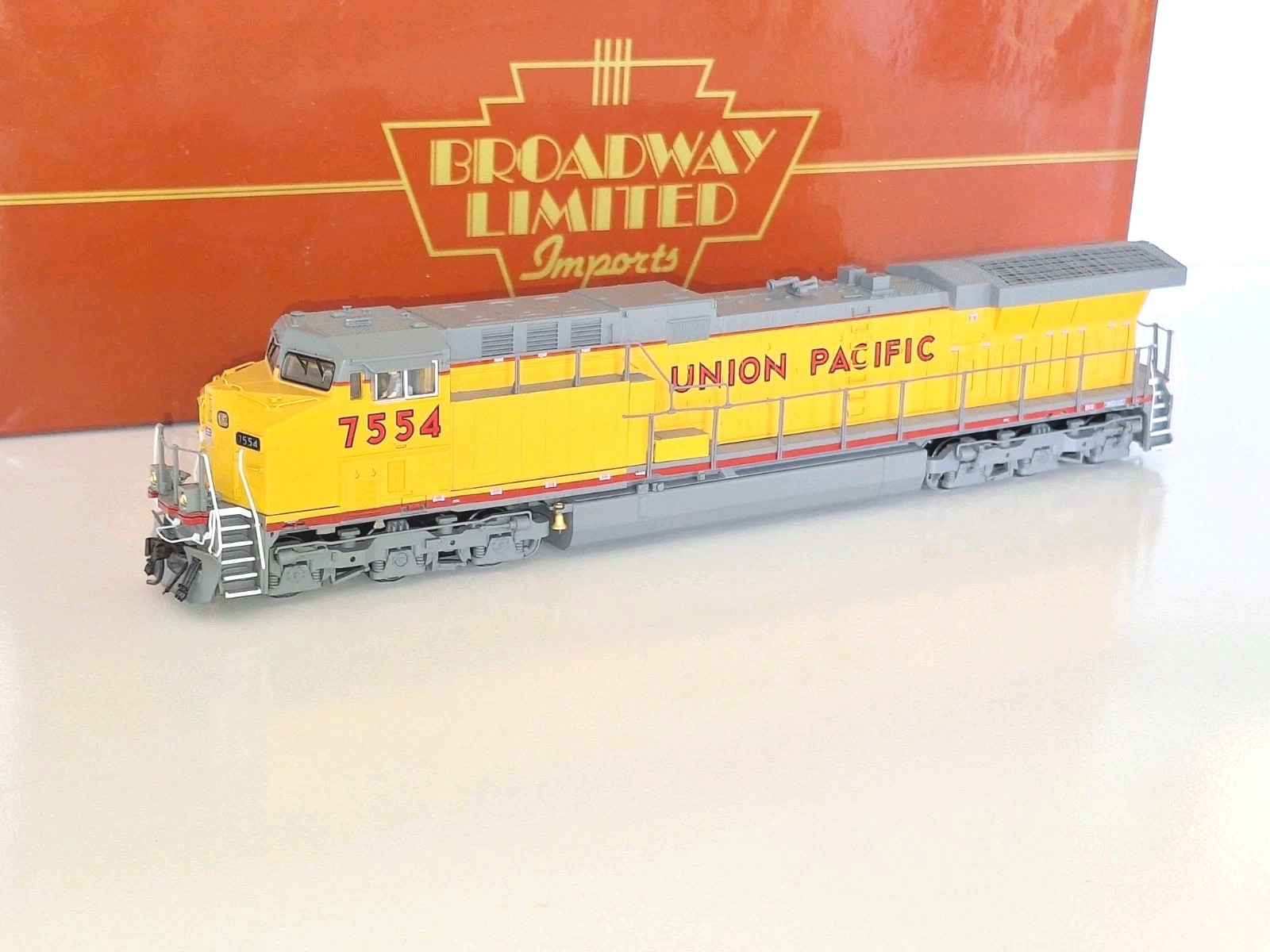 Broadway Ltd DCC & Sound, Union Pac.GEAC6000CW 7554. Excell cond.HO scale.Boxed