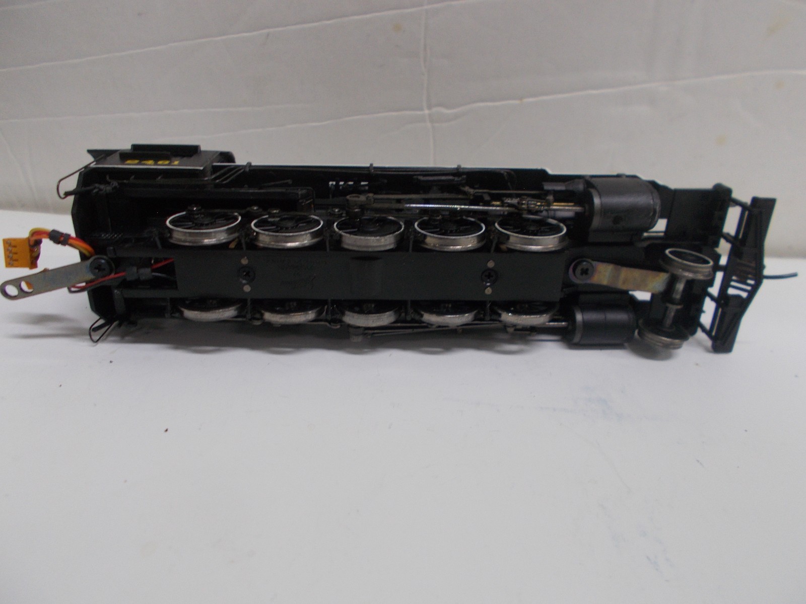 SPECTRUM~ERIE 2-10-0 RUSSIAN DECAPOD LOCOMOTIVE # 2461 & TENDER~DCC PLUG ~HO