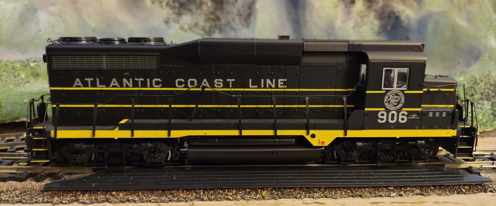 Proto 2000 HO GP 30 Phase II, Atlantic Coast Line Road #906 w/DCC ONLY: NICE @@