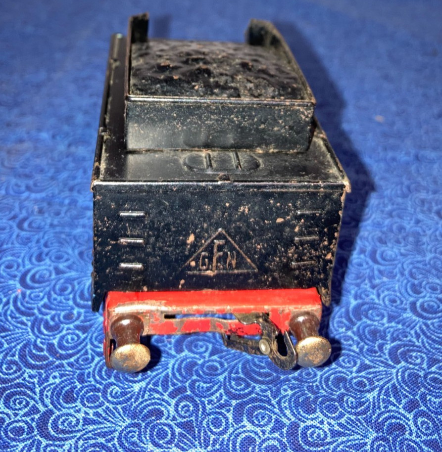 Fleischmann O Gauge Post War Tender for #350 Locomotive