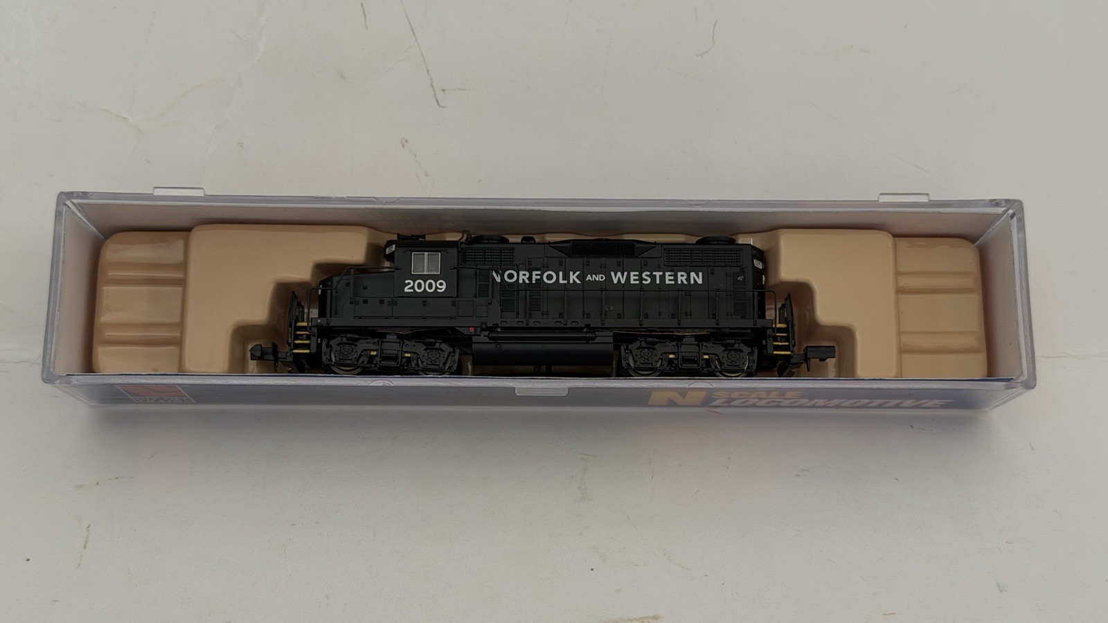 Life-Like N Scale 2009 GP-20 Locomotive Norfolk & Western #2009
