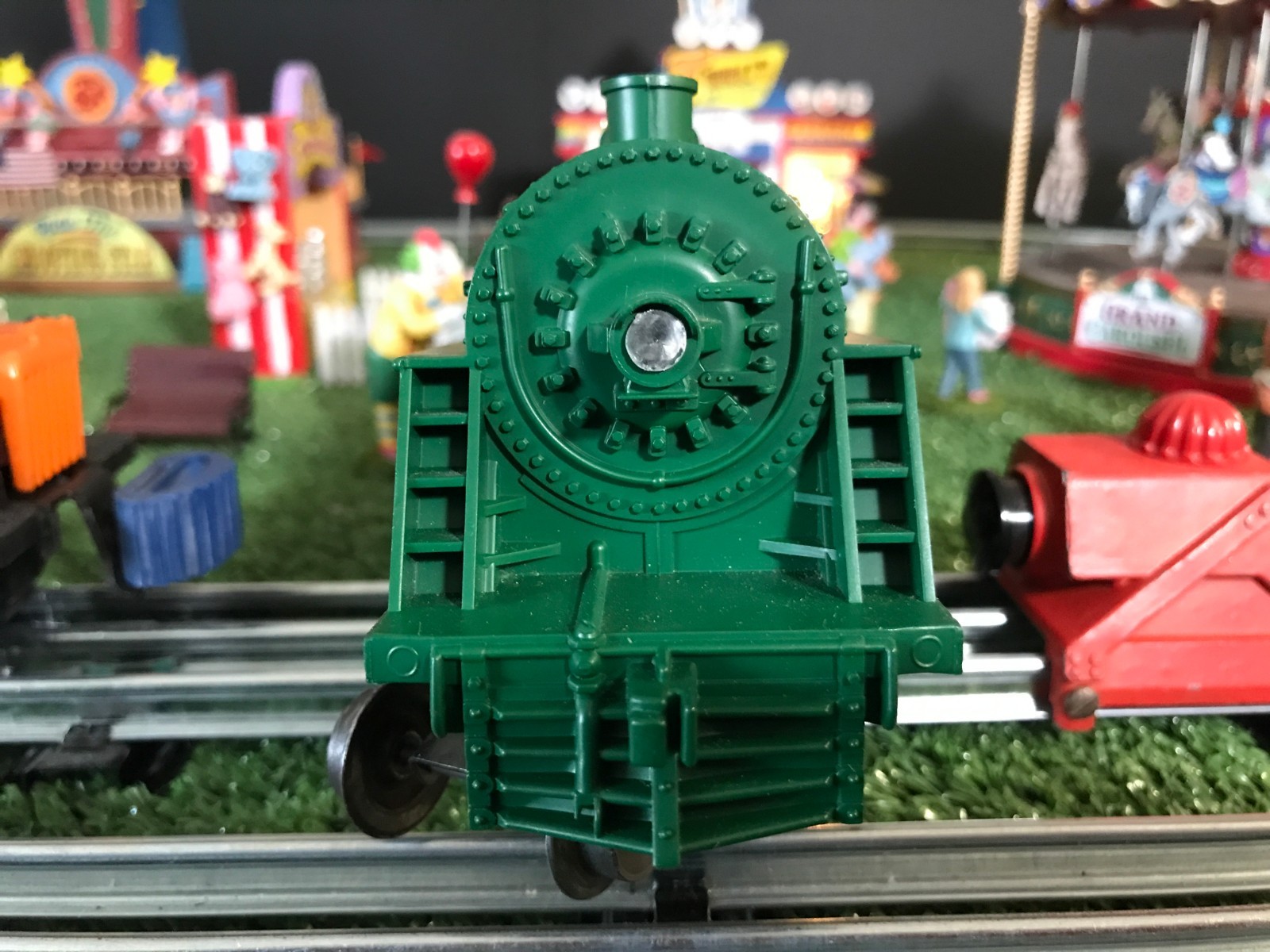 Locomotive Lionel 8302 with Sloped Tender