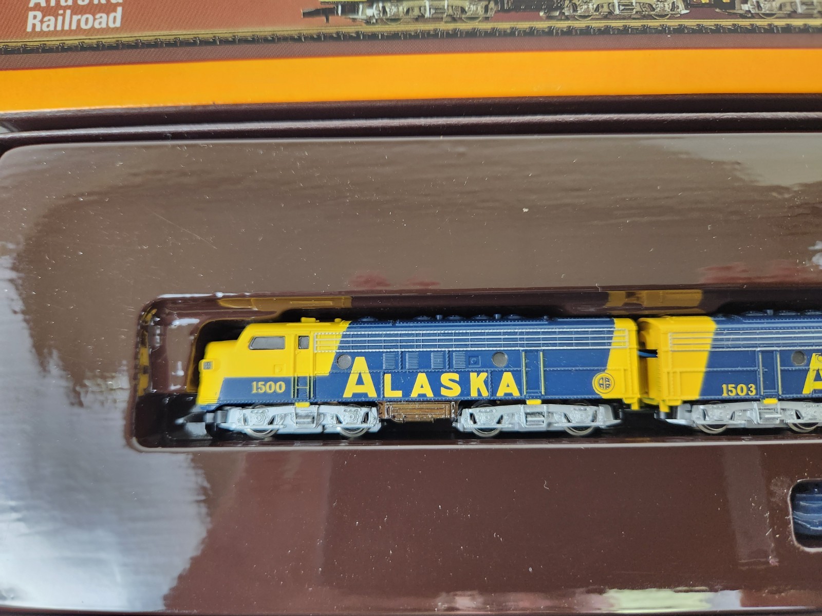 Marklin Mini-Club 8819 F7 A/B/A Engine set Alaska Z Scale With Original Box!!