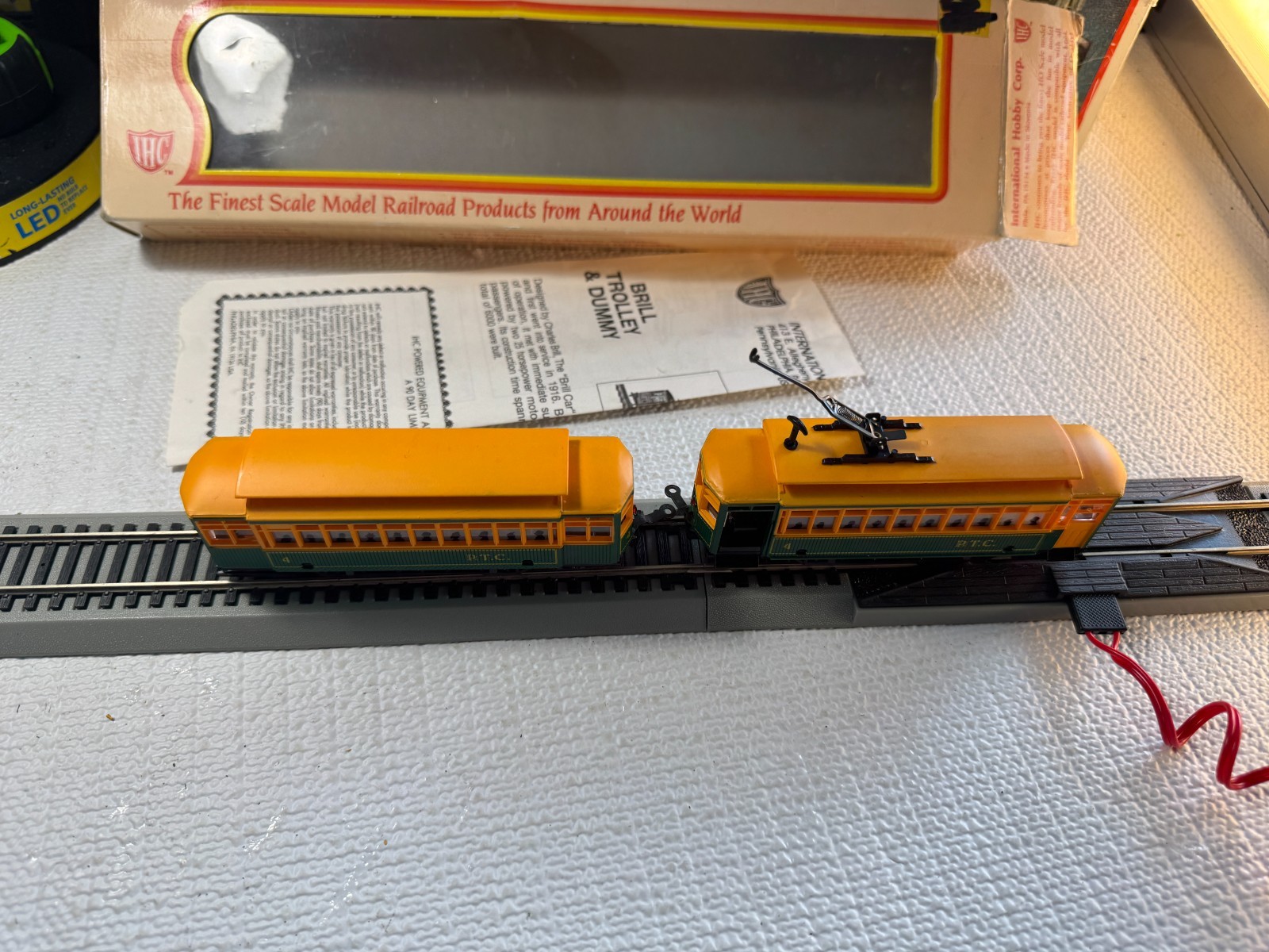 🚂 HO IHC – P.T.C. BRILL TROLLEY – 2 CAR SET-POWERED UNIT LIGHTED💥 H4009