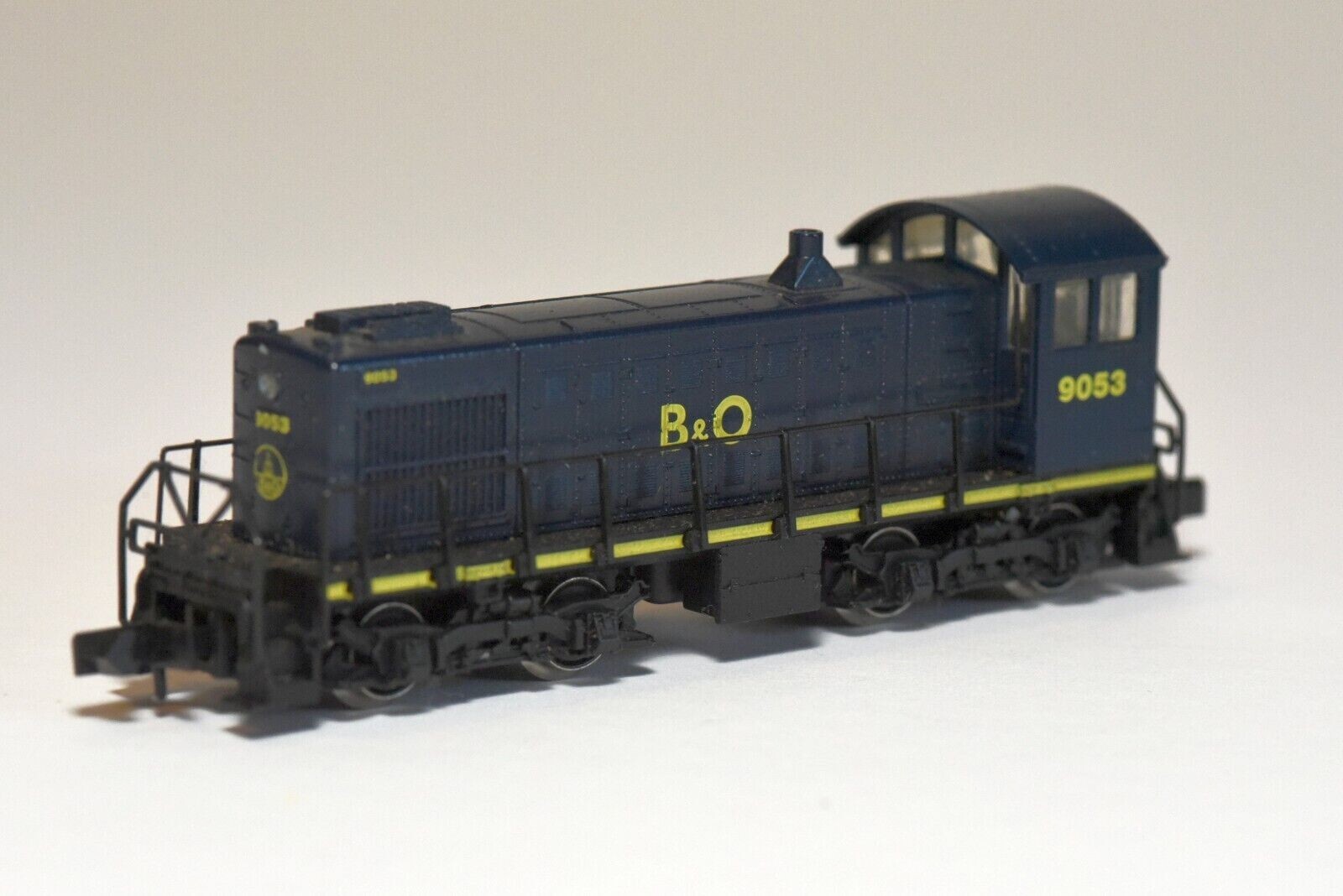 N 9mm Arnold 5029 Alco S-2 Diesel locomotive Baltimore & Ohio #9053 (Tested)