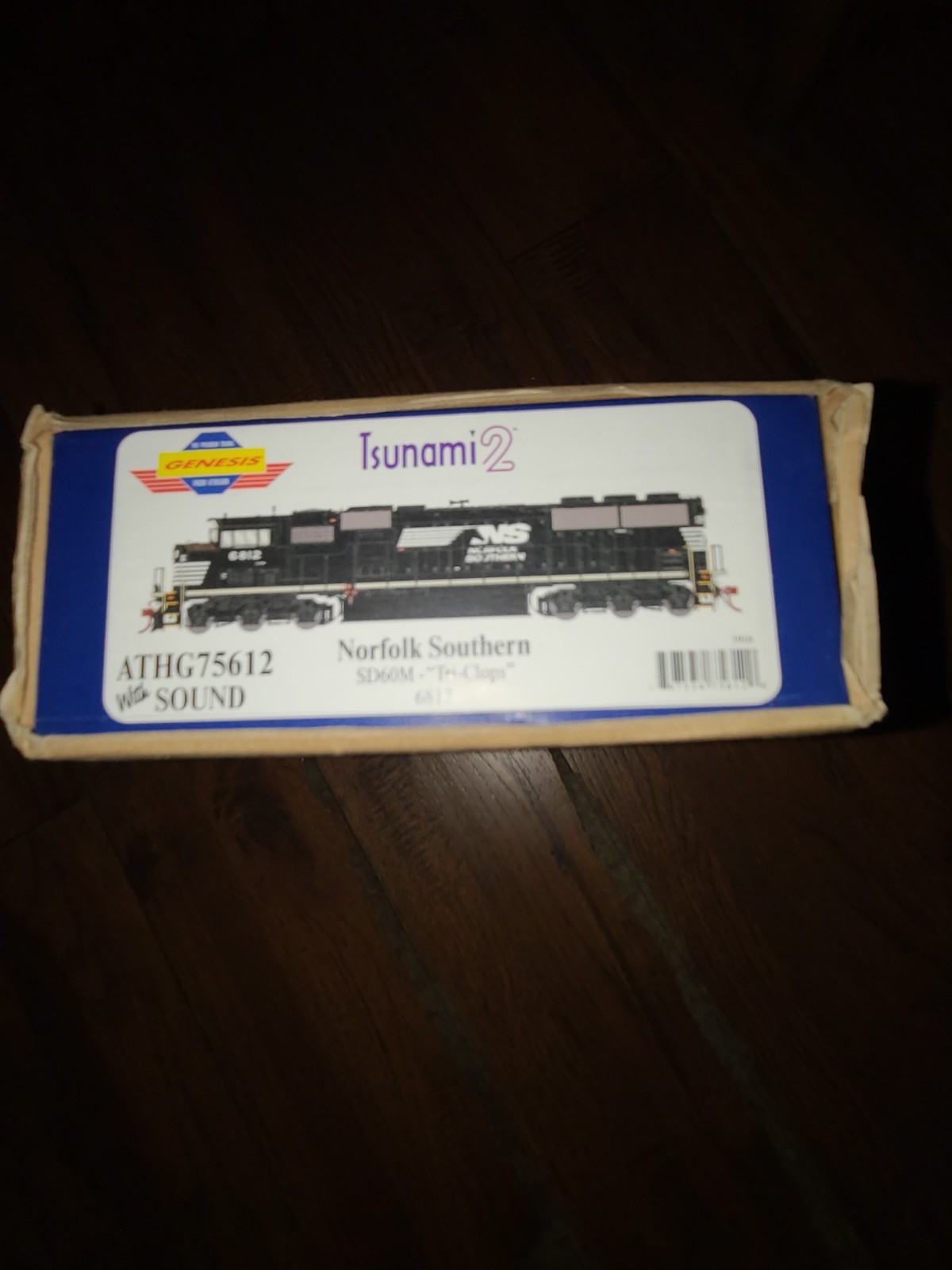 ATHEARN GENESIS HO SCALE SD60M “TRI-CLOPS” LOCOMOTIVE (DCC/SOUND) NS ATHG75612