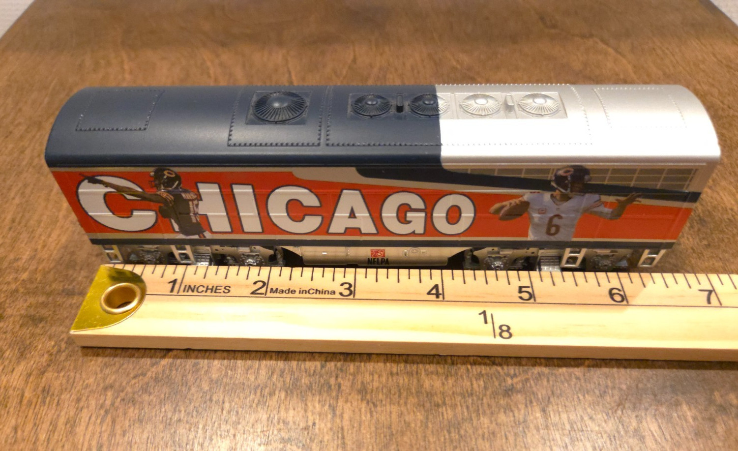 Hawthorne Village NFL Chicago Bears Offensive Engine Ho Scale By Bachmann Trains