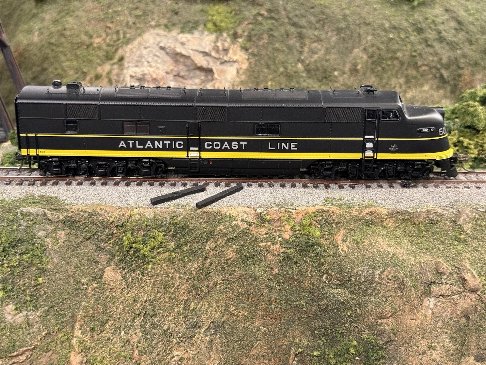 HO Proto 2000 DCC/Tsunami2 SOUND Atlantic Coast Line EMD E6 #502