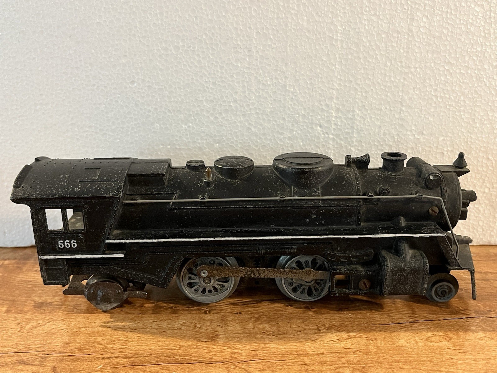 Vintage Post-War O Gauge DieCast Marx #666 Steam Locomotive