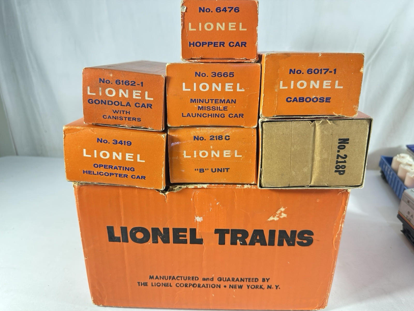 Beautiful Lionel Original Postwar BOXED Santa Fe Sears Promotional Set #9673!