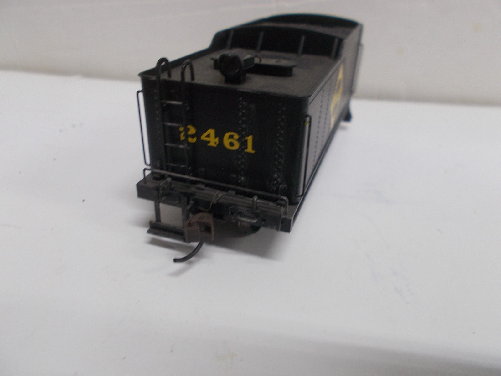 SPECTRUM~ERIE 2-10-0 RUSSIAN DECAPOD LOCOMOTIVE # 2461 & TENDER~DCC PLUG ~HO