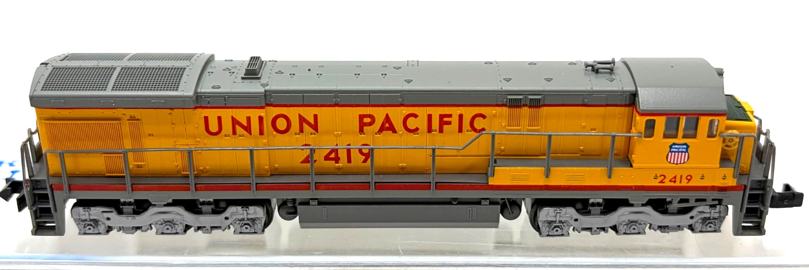 N KATO 176-30C GE C30-7 UNION PACIFIC UP # 2419