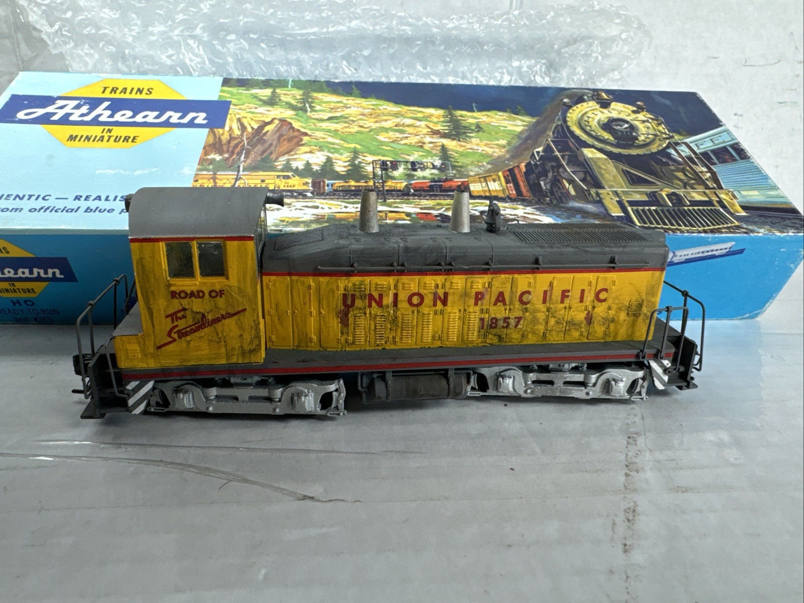 Athearn Ho Scale Eugene, Pacific Weather Nw-2 Diesel Locomotive DUMMY engine