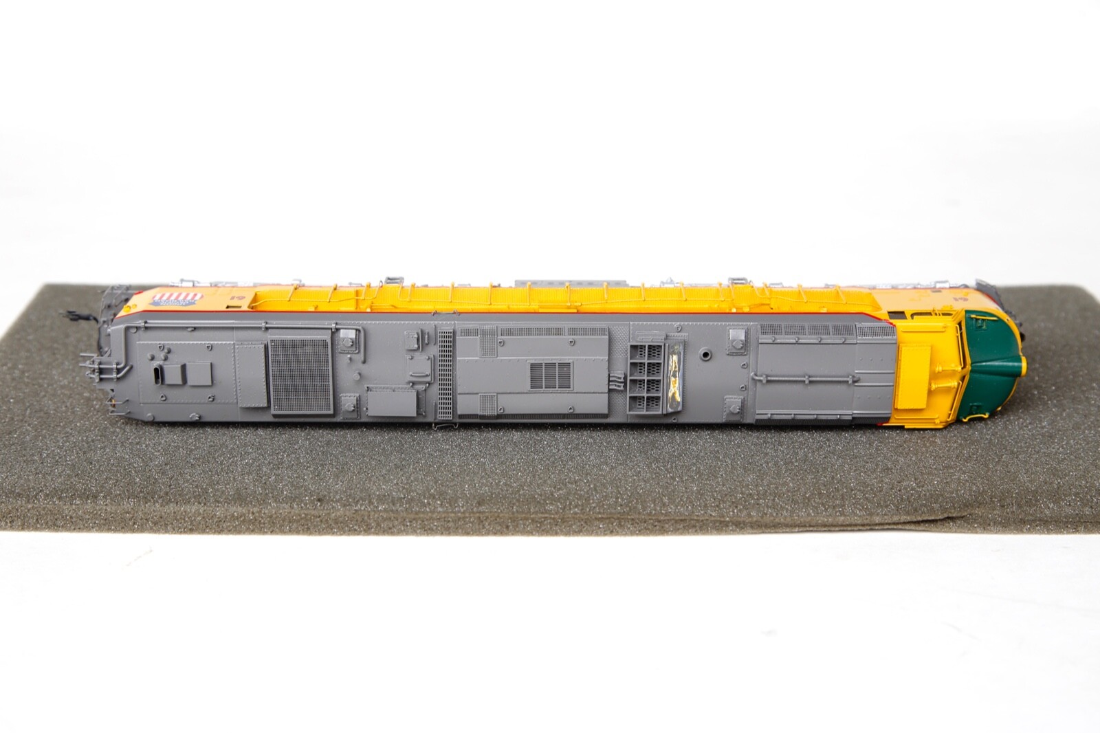 Overland Union Pacific UP Veranda Gas Turbine w/ Fuel Tender OMI 6711.1 HO Brass