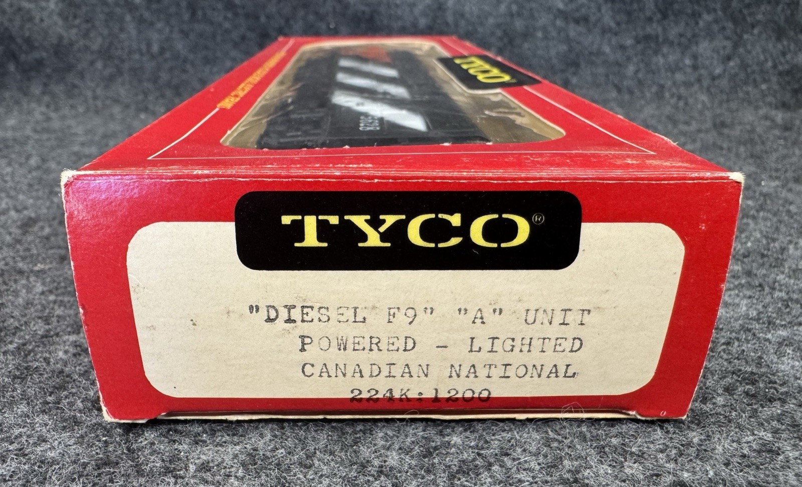 TYCO HO Scale Diesel F9 A Unit CANADIAN NATIONAL CN 224K Operating Headlight NOS