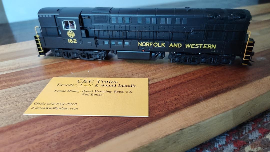 Atlas Master Silver N&W Trainmaster #162 DC only New