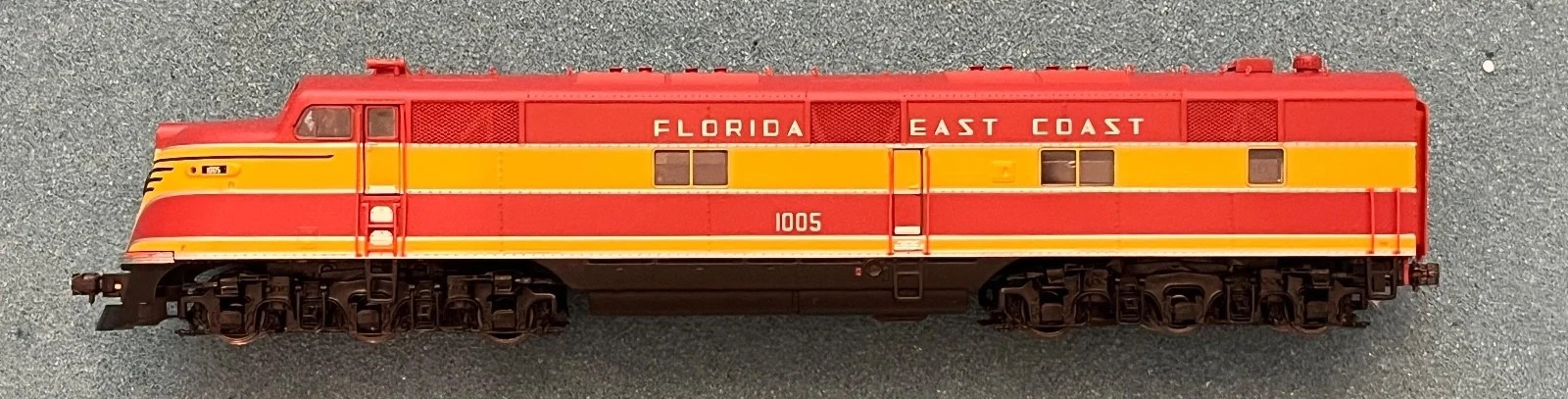 Life like Proto 2000 HO scale EMD E6 FEC Florida East Coast #1005 with NCE DCC