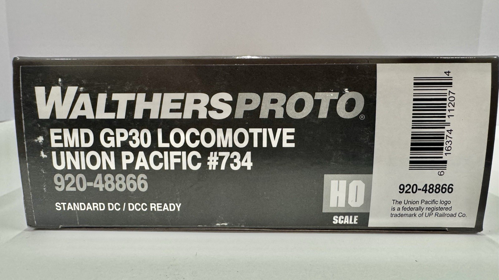 Walthers Proto HO Scale Union Pacific EMD GP30 Locomotive #734 920-48866