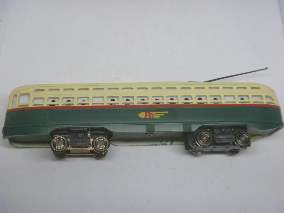 HO gauge PCC car streetcar (Bachmann)