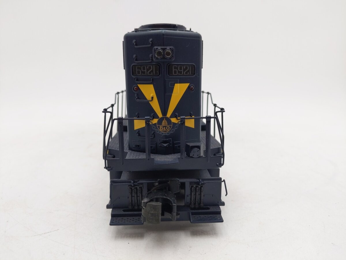 MTH 20-2909-3 O Gauge Baltimore & Ohio GP-30 Diesel Engine (Non-Powered) #6921