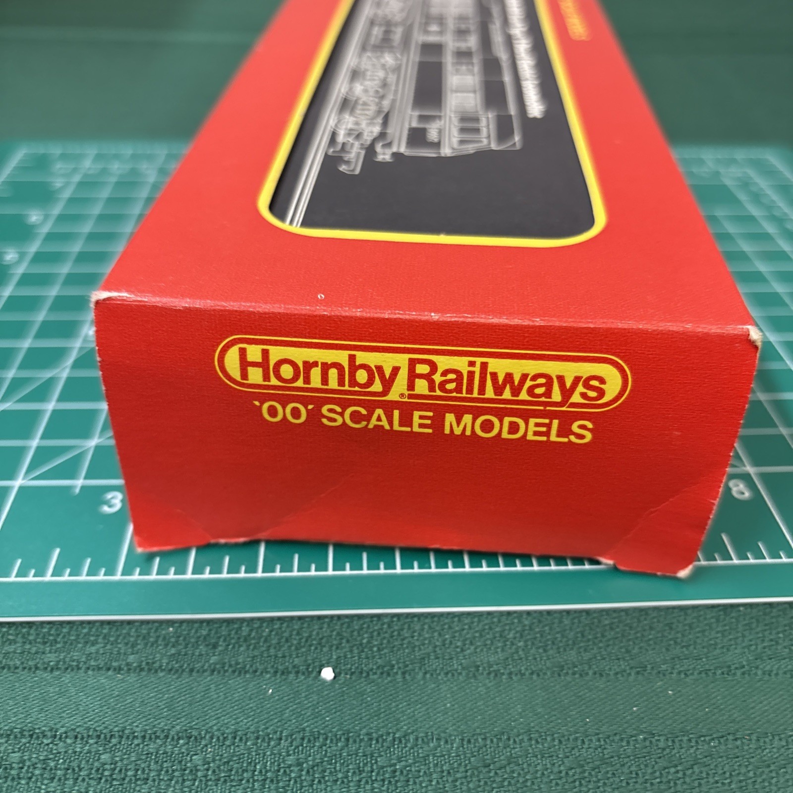 HornbyRailways 00 Scale Models R.357 B.R A-I-A Diesel Electric Locomotive